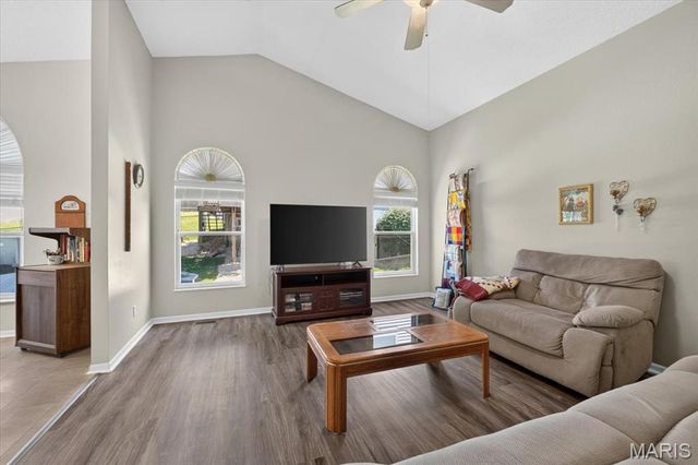 1515 Jonathan Court, Arnold, MO 63010