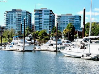 1900 S RIVER Dr 1005, Portland, OR 97201