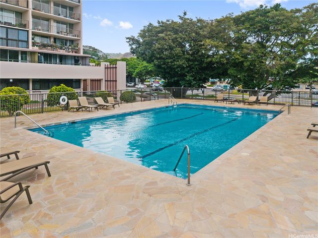 4300 Waialae Avenue B601, Honolulu, HI 96816