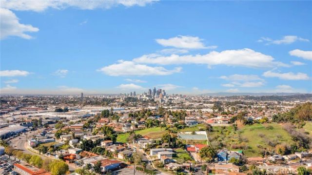 1922 Seigneur, Los Angeles, CA 90032