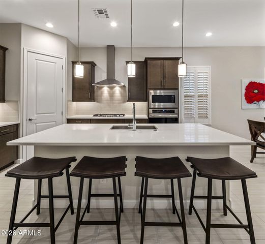 6610 E MARISA Lane, Phoenix, AZ 85054