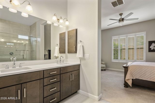 6610 E MARISA Lane, Phoenix, AZ 85054
