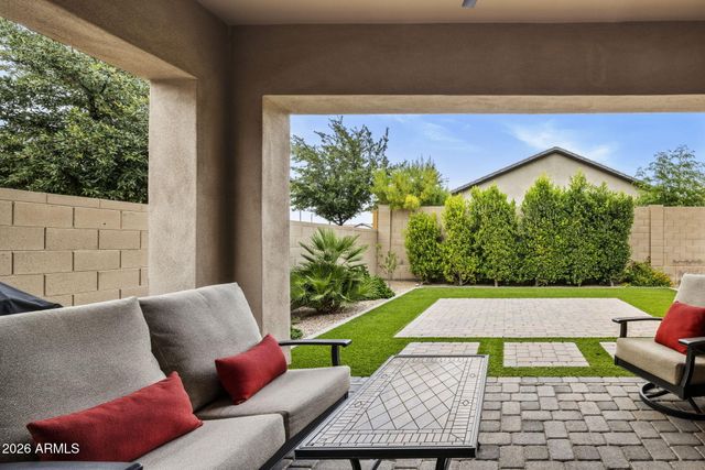 6610 E MARISA Lane, Phoenix, AZ 85054