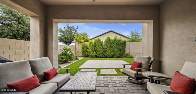 6610 E MARISA Lane, Phoenix, AZ 85054