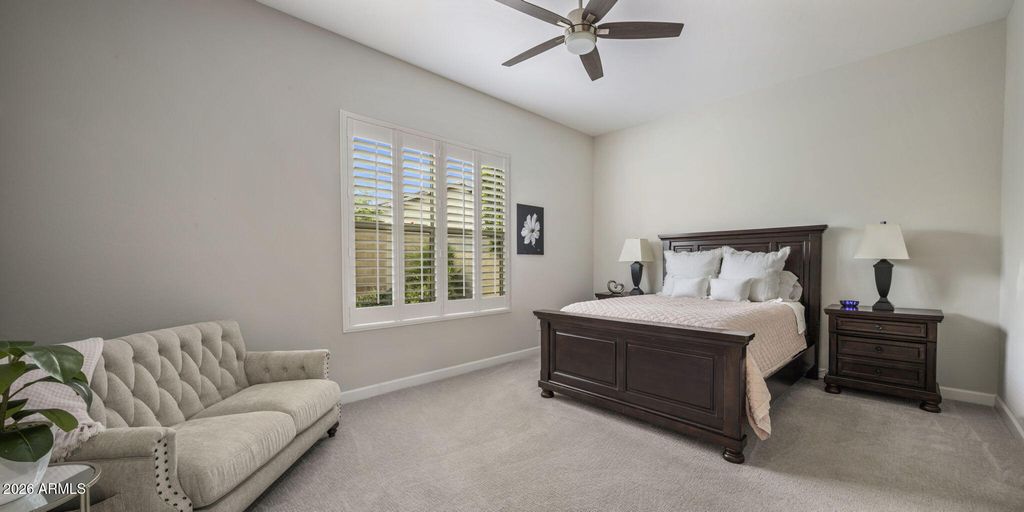 Image 21 of property listing at 6610 E MARISA Lane, Phoenix, AZ 85054