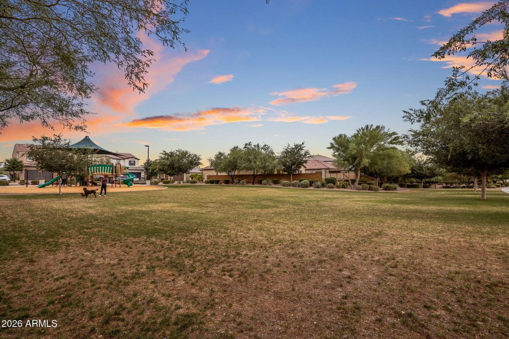 Image 55 of property listing at 6610 E MARISA Lane, Phoenix, AZ 85054
