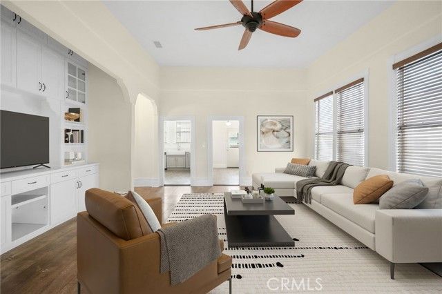 1598 W 36th Place, Los Angeles, CA 90018