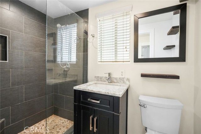 1598 W 36th Place, Los Angeles, CA 90018