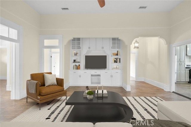 1598 W 36th Place, Los Angeles, CA 90018