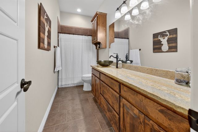 109 Lighthouse Lane, Mabank, TX 75143