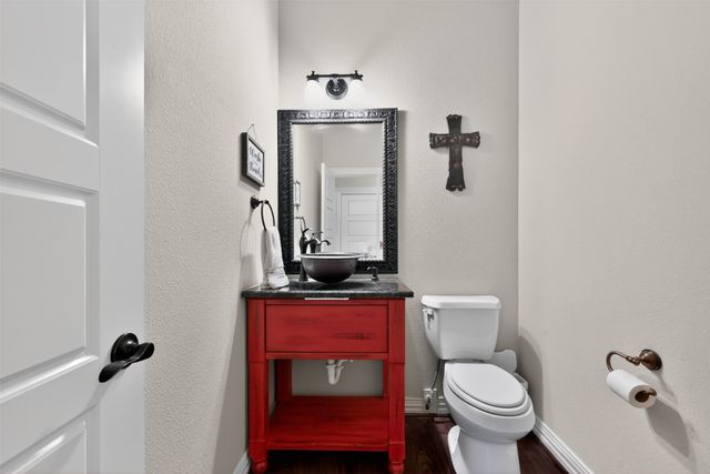 109 Lighthouse Lane, Mabank, TX 75143