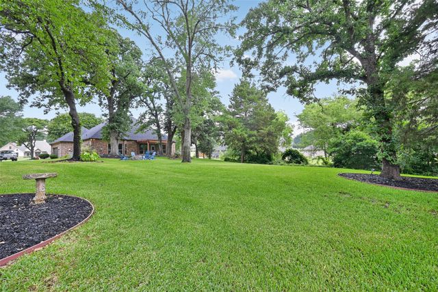 109 Lighthouse Lane, Mabank, TX 75143