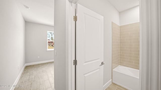 2 ROLLER Lane, Palm Coast, FL 32164