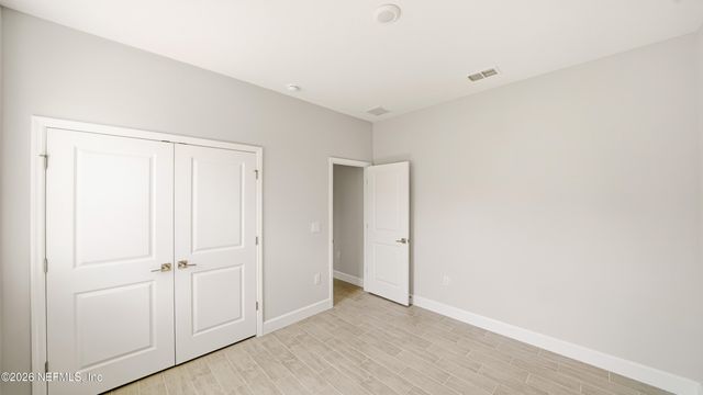 2 ROLLER Lane, Palm Coast, FL 32164