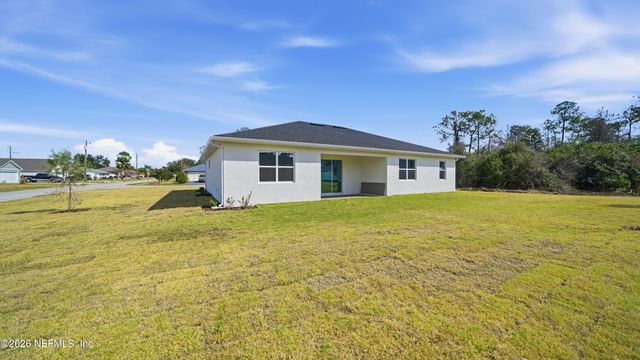 2 ROLLER Lane, Palm Coast, FL 32164