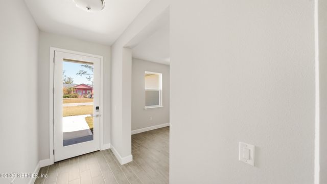 2 ROLLER Lane, Palm Coast, FL 32164