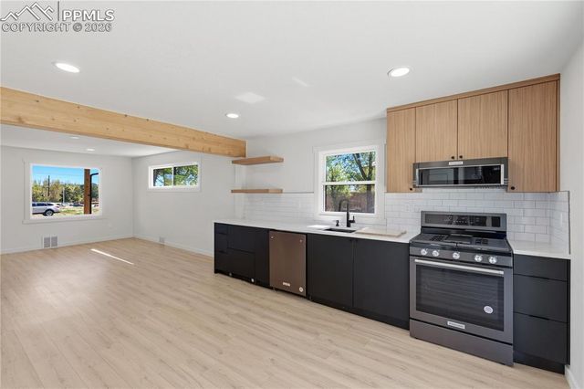 2109 Bott Avenue, Colorado Springs, CO 80904