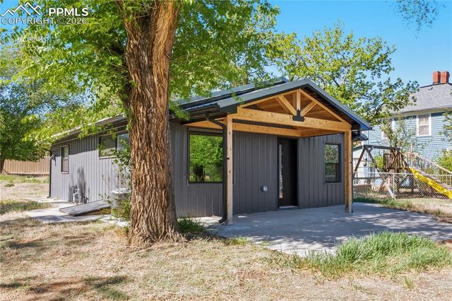 2109 Bott Avenue, Colorado Springs, CO 80904