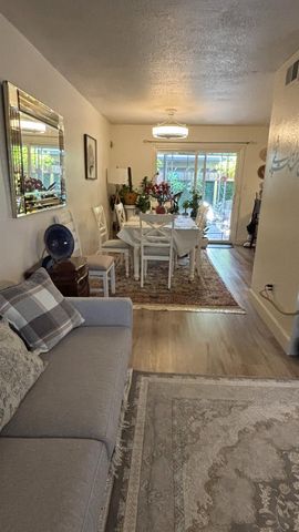7518 Fairway Two Ave, Fair Oaks, CA 95628
