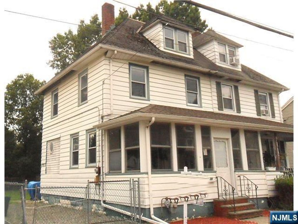 29 Walnut Street, Pompton Lakes, NJ 07442
