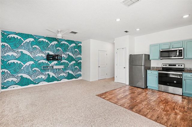 868 GRANDIN STREET, Davenport, FL 33837