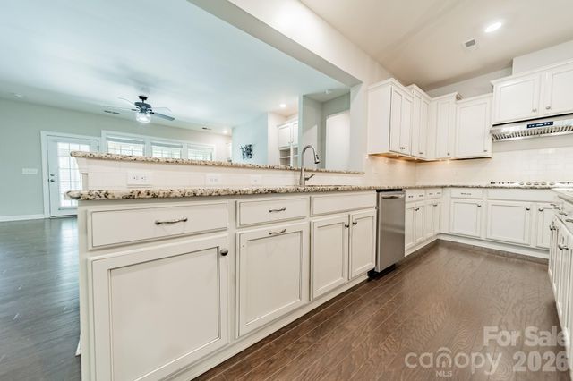 410 Kensington Park Way, Waxhaw, NC 28173