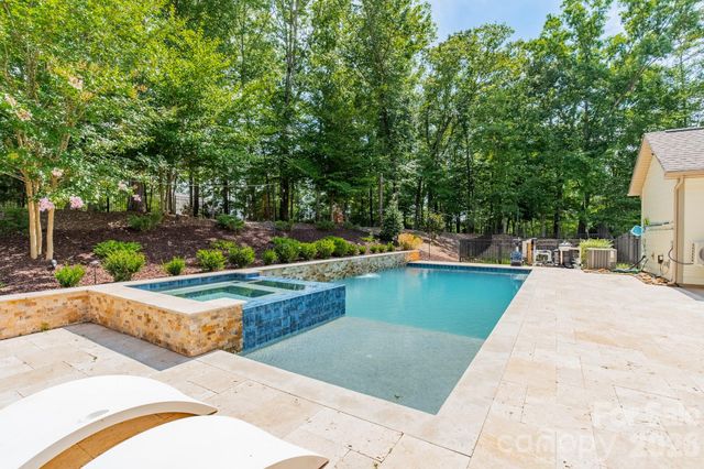 410 Kensington Park Way, Waxhaw, NC 28173
