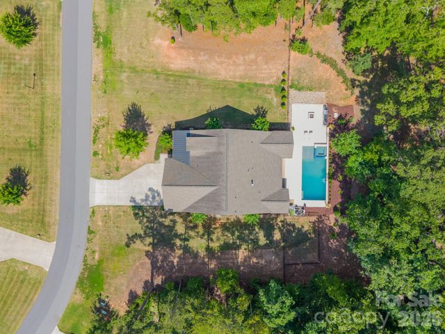 410 Kensington Park Way, Waxhaw, NC 28173