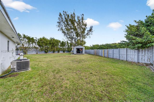 11951 SW 120th Ter, Miami, FL 33186