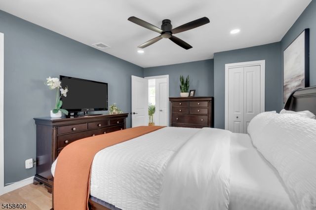 478 Whitewood Rd, Union Twp., NJ 07083
