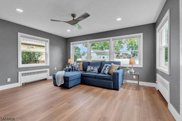 478 Whitewood Rd, Union Twp., NJ 07083