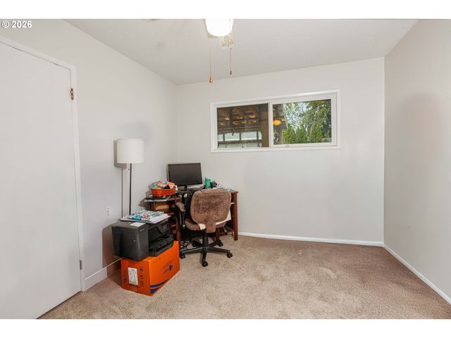 17935 Se PINE St, Portland, OR 97233