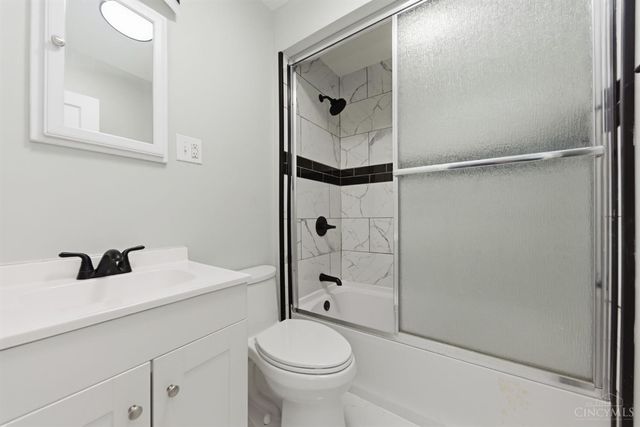 3319 McGrew Street, Sharonville, OH 45241