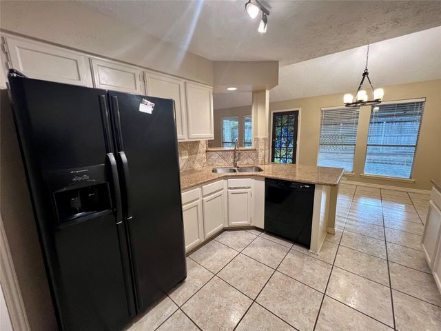 8507 Grove Park Drive, Houston, TX 77095