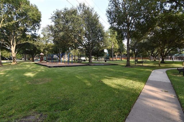 8507 Grove Park Drive, Houston, TX 77095