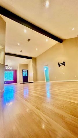 8507 Grove Park Drive, Houston, TX 77095