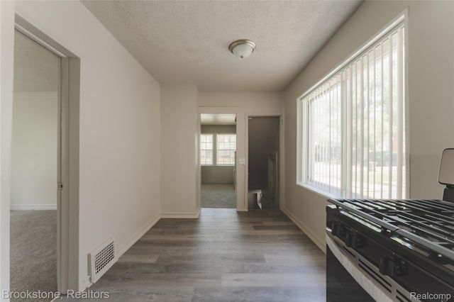 356 Nelson Street, Pontiac, MI 48342