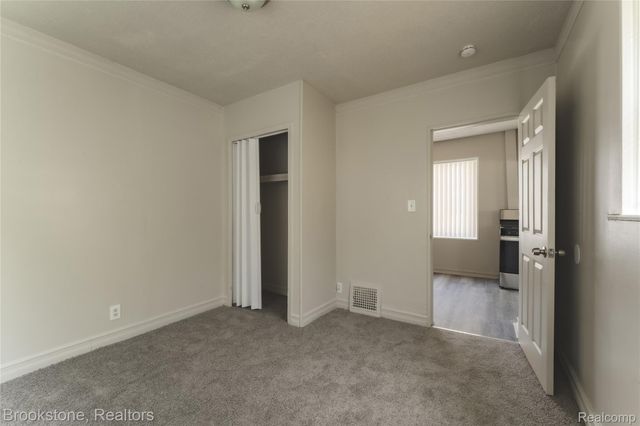 356 Nelson Street, Pontiac, MI 48342