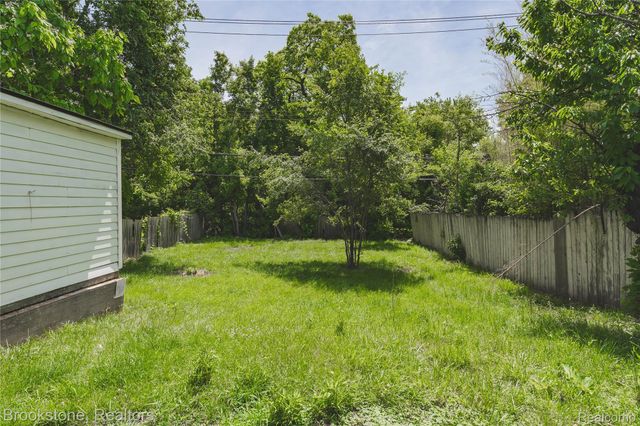 356 Nelson Street, Pontiac, MI 48342