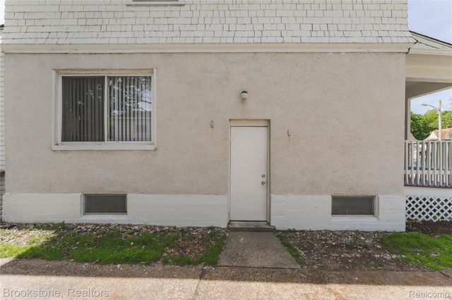 356 Nelson Street, Pontiac, MI 48342