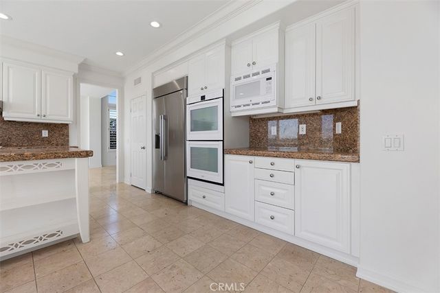 901 Spring Tide Drive, Newport Beach, CA 92660