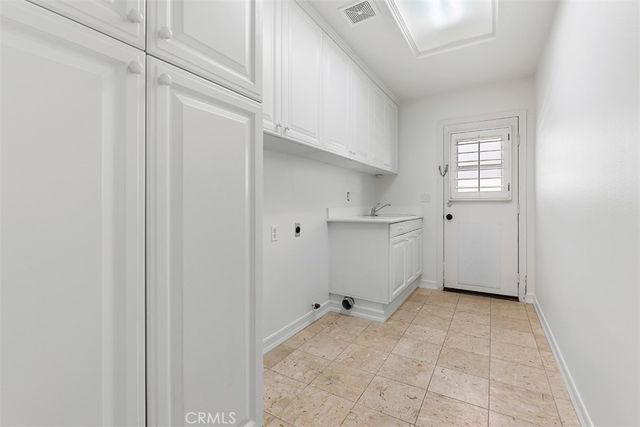 901 Spring Tide Drive, Newport Beach, CA 92660
