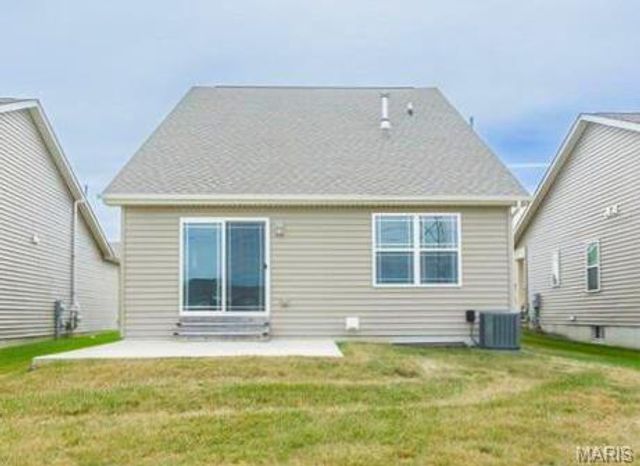 428 Copperfield Court, St Charles, MO 63301