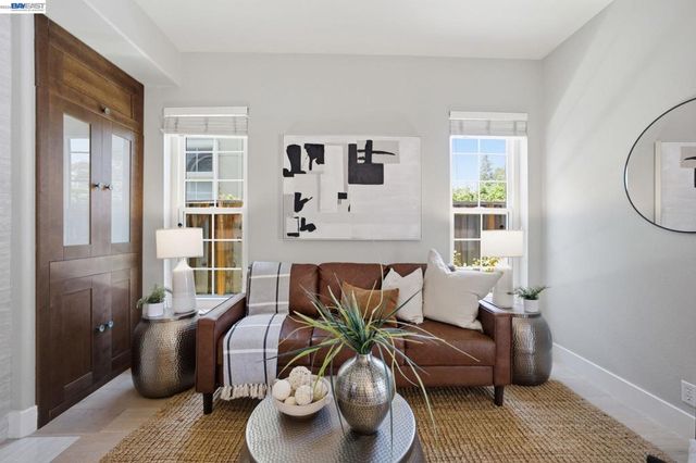 8511 Mahogany Pl, Newark, CA 94560