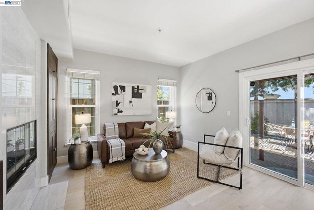 8511 Mahogany Pl, Newark, CA 94560