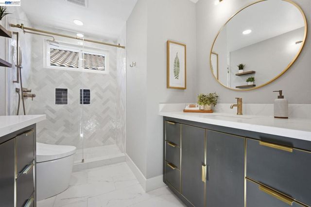 8511 Mahogany Pl, Newark, CA 94560