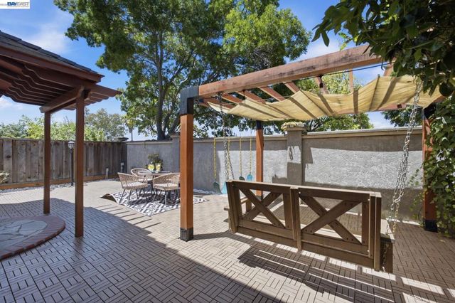 8511 Mahogany Pl, Newark, CA 94560