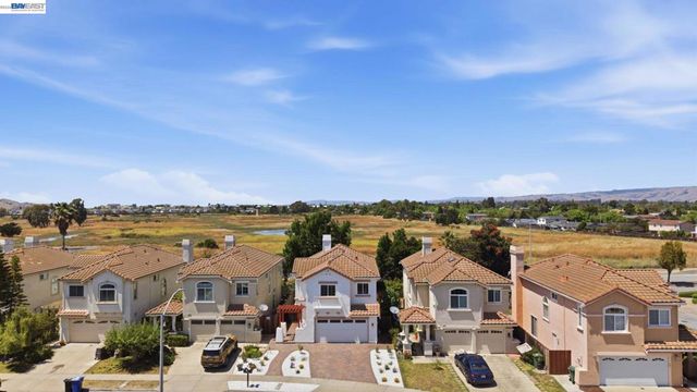 8511 Mahogany Pl, Newark, CA 94560