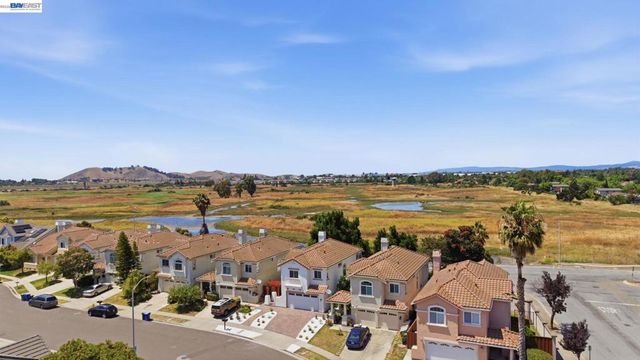 8511 Mahogany Pl, Newark, CA 94560
