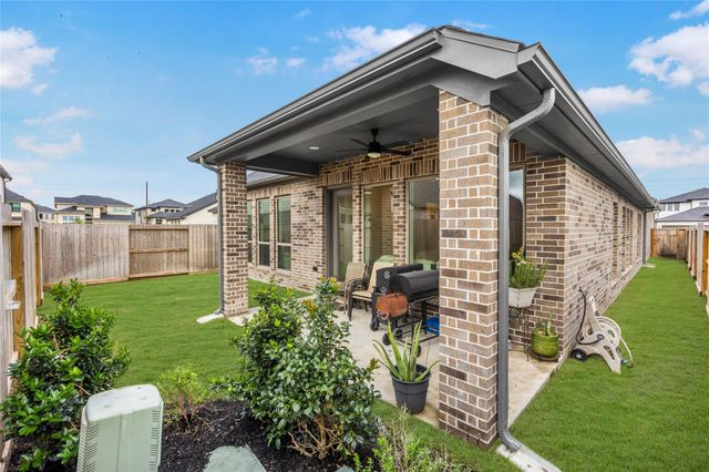 31243 Riley Heights Drive, Fulshear, TX 77441